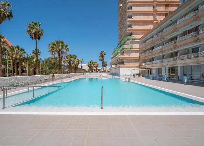 Playa Honda La 公寓